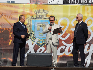 Творчі колективи Херсонскього державного університету привітали місто з Днем народження