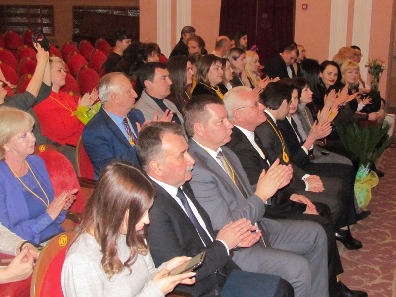 Керівництво ХДУ привітало організацію «Сонячні діти Херсонщини» з першим ювілеєм