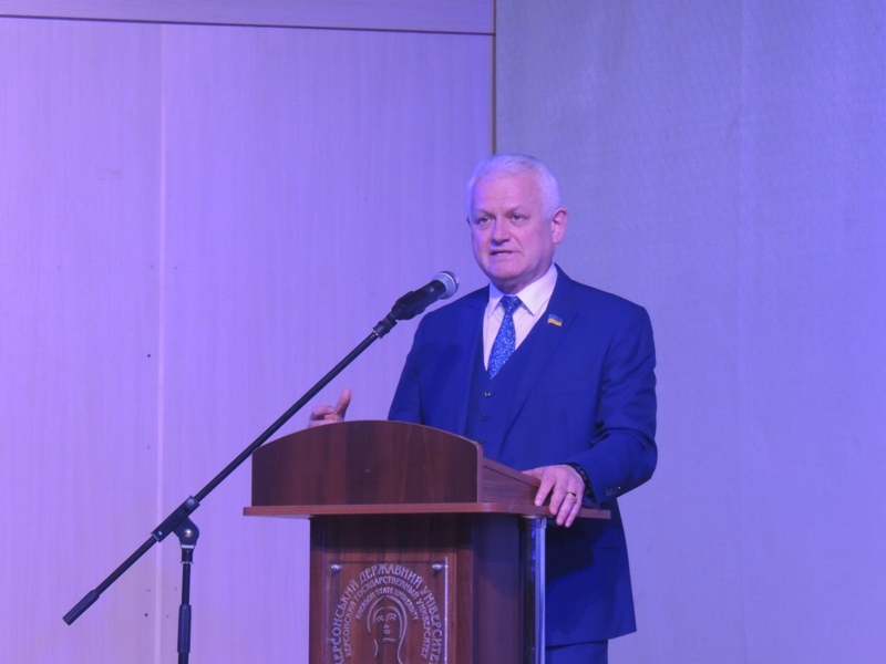 У ХДУ говорили про синергію влади, бізнесу та освіти