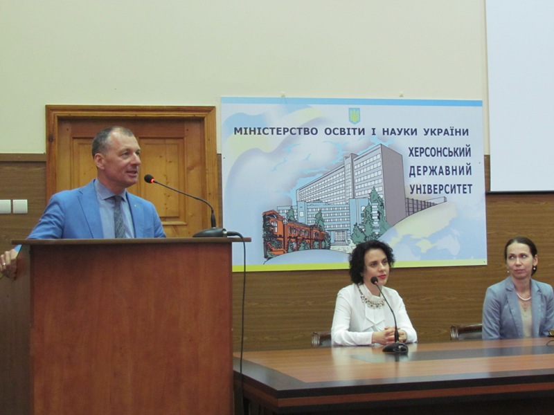 Среди херсонских школьников определили лучших знатоков физики